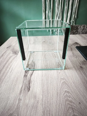 Terrarium mit Falltür 20 x 20 x 20 cm 