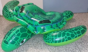 Aufblasbare Schildkröte für Pool und Strand