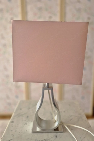 Moderne Tischlampe mit rosa Stoffschirm   auch als 2er Set erhältlich