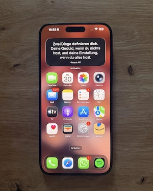 Iphone 15 Pro Max 100% Akku 