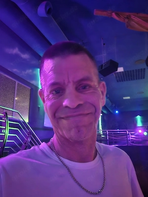 Suche nach Sex mit heiser Frau