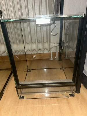 Glass terrarium 30   30   40