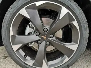 CUPRA Leon Kombi ST 1.5 eTSI DSG ABT AHK ACC LED Bild 3