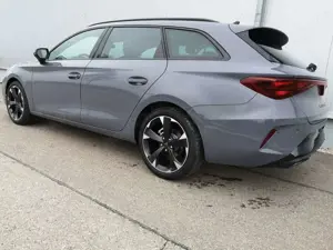 CUPRA Leon Kombi ST 1.5 eTSI DSG ABT AHK ACC LED Bild 2