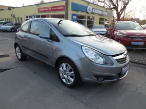 Opel Corsa D Innovation "110 Jahre"/HU + Insp. neu!