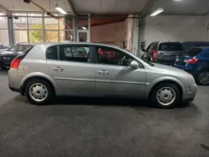Opel Signum Bild 2