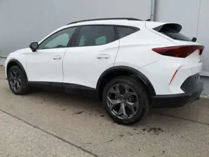CUPRA Formentor 1.5 eTSI 110 kW DSG ABT AHK ACC LED 140 kW (190... Bild 2