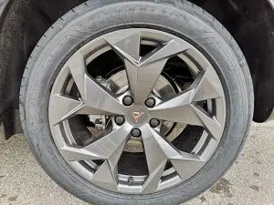 CUPRA Formentor 1.5 eTSI 110 kW DSG ABT Edge Sound AHK ACC LED ... Bild 3
