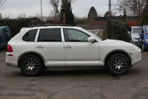 Porsche Cayenne Bild 4