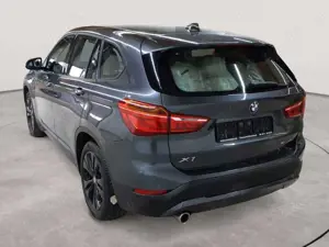 BMW X1 X1 sDrive18i Aut. Advantage Navi SHZ Bild 2
