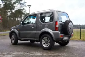 Suzuki Jimny Bild 2