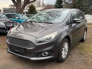 Ford S-Max 2.0 TDCI Titanium Automatik / TÜV NEU