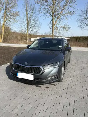 Skoda Octavia Combi 2.0 TDI DSG Style