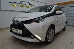 Toyota Others Aygo AYGO x-play touch ~ Automatik~Klimatr.~Cam~