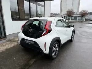 Toyota Aygo X Hybrid Active***Kamera,SHZ,Klima*** Bild 4