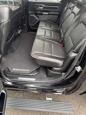 Dodge RAM Laremi Black Edition