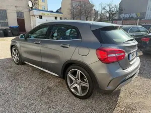 Mercedes-Benz GLA 200 d AMG Line  Xenon  Navi  R-Kam  Euro6 Bild 3