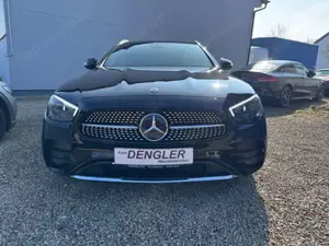 Mercedes-Benz E 300 d T 4-matic AMG,AHK,Pano,Distronic,Leder,