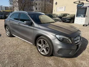 Mercedes-Benz GLA 200 d AMG Line  Xenon  Navi  R-Kam  Euro6 Bild 2