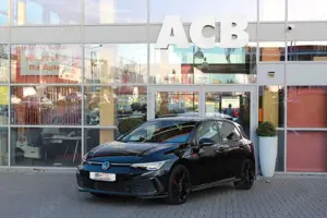 Volkswagen Golf VIII GTI MJ 2023 ACC LED Navi Black St. RFK