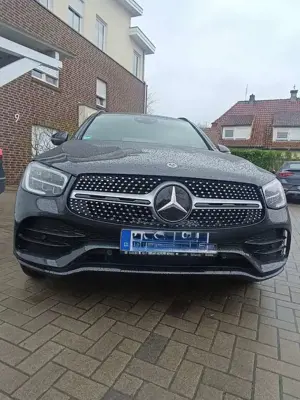 Mercedes-Benz GLC 300 d 4Matic 9G-TRONIC AMG