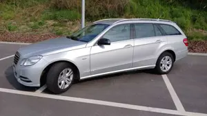 Mercedes-Benz E 220 E 220 T CDI DPF BlueEFFICIENCY 7G-TRONIC Avantgarde