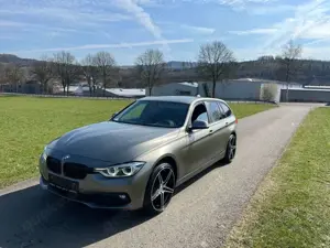 BMW 318 3er Touring 318 d xDrive Advantage