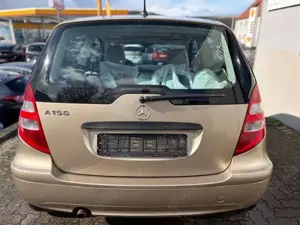 Mercedes-Benz A 150 3-Trg. **Autom.+Panorama+Temp.+Alu+Eu 4* Bild 5