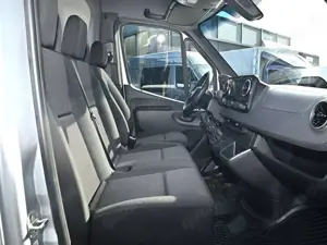 Mercedes-Benz Sprinter 317 CDI Kasten PRO L3H2 2x Schiebetü Bild 4