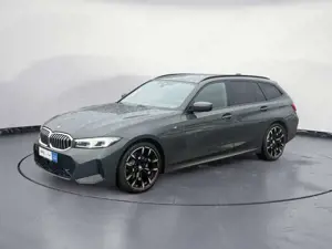 BMW 320 d Touring Automatik M SPORT Parking Assistant