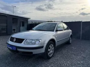 Volkswagen Passat Passat 1.8 5V Comfortline