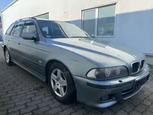 BMW 525 BMW 525d touring E39 Edition Sport Paket/Leder/GSD Bild 2