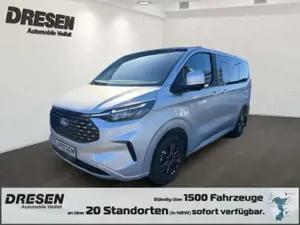 Ford Tourneo Custom 320 FWD L1 Titanium + AHK + Ganzjahresreifen + Tec