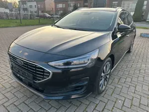 Ford Focus Turnier Titanium X*Leder*Panorama*Head-up*