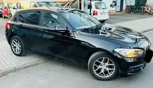 BMW 118 FINANZIERUNG 180€ / AUTOMATIK / 2. HAND / Top