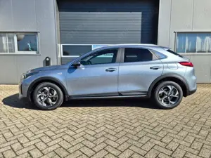Kia XCeed 1.6 T-GDi 150PS Automatik Klimaautomatik Sitzhe... Bild 2
