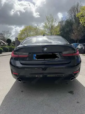 BMW 320 320d Aut. Sport Line Bild 4