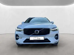 Volvo XC60 B4 Diesel Core 2WD / Licht-Paket / Winter-Paket Bild 4