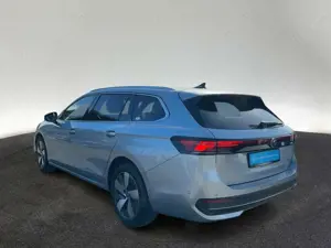 Volkswagen Passat Variant 1.5 TSI eHybrid DSG AHK HeadUp Bild 3