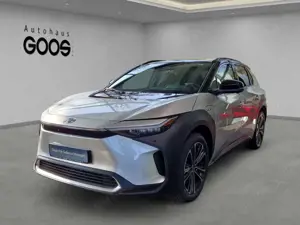 Toyota bZ4X X-MODE Lounge Panorama Navi Memory Sitze Soundsyst