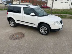 Skoda Yeti Yeti 1.2 TSI Active Bild 2
