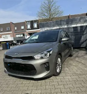 Kia Rio Dream Team