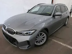 BMW 318 d M Sport / HEAD-UP /360°KAMERA / ACC / HiFi
