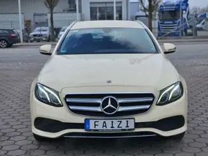 Mercedes-Benz E 200 T d Avantgarde LED-Paket Navi Kamera Taxi
