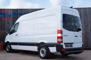 Mercedes-Benz Sprinter 315 CDi L2H2 Automatik Klima Tempom. E4 Bild 2
