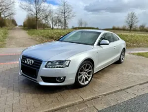 Audi A5 A5 2.0 tfsi Coupe - S Line Optik - Xenon/Led - Navi - Leder