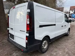Renault Trafic Kasten L2H1 3,0t Komfort EURO 6 PDC Klima Bild 4