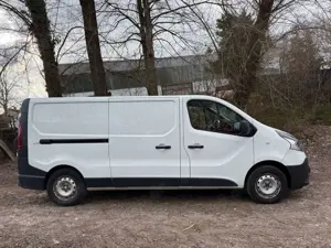 Renault Trafic Kasten L2H1 3,0t Komfort EURO 6 PDC Klima Bild 3