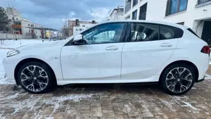 BMW 118 1 Limousine 118 d, M PAKET, BMW GARANTIE Bild 4