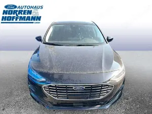 Ford Focus Titanium Bild 2